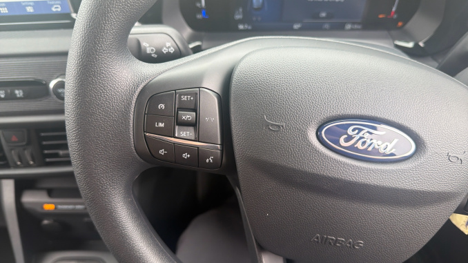 Ford Transit Courier Diesel 1.5 EcoBlue Trend Van - Image 21